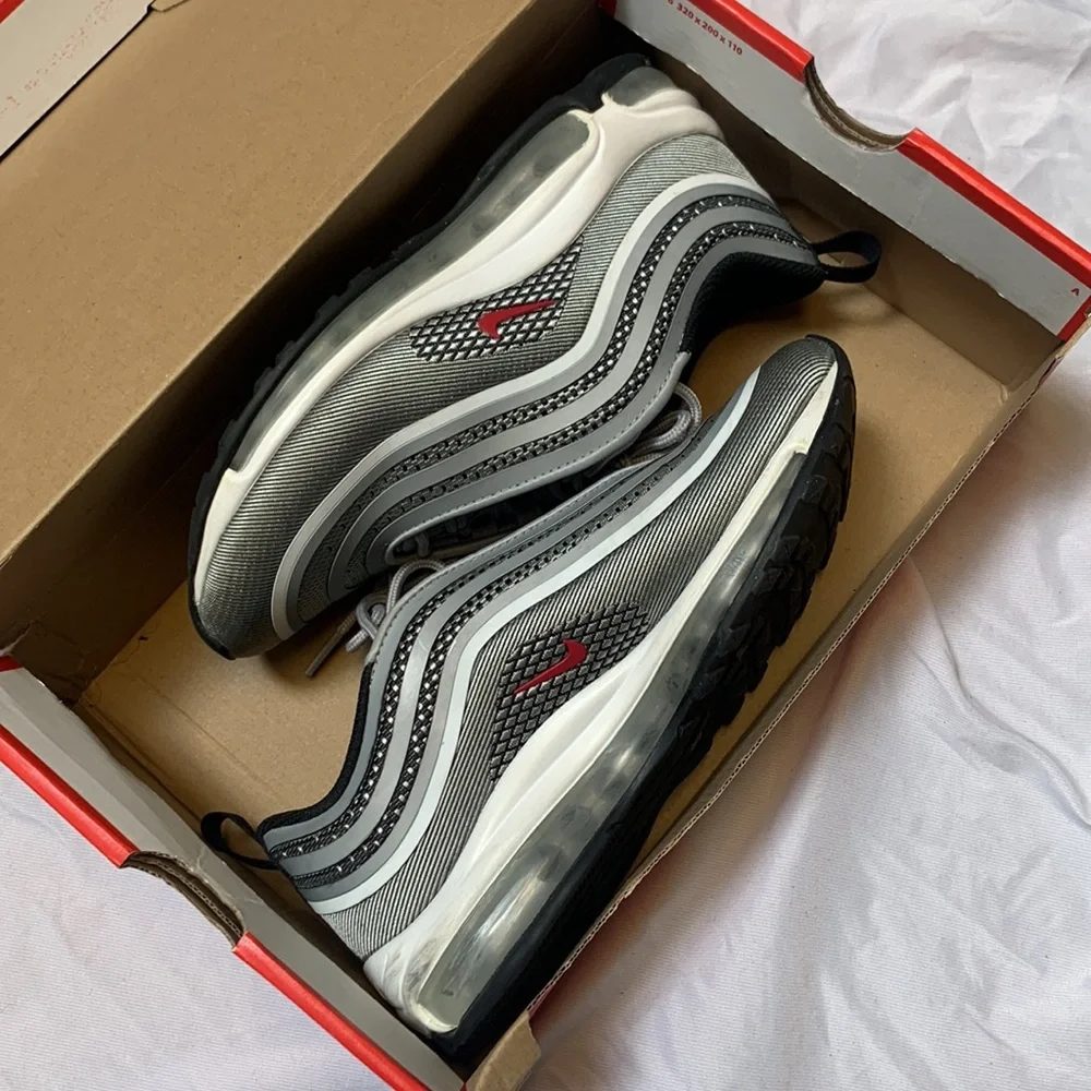 Nike Air Max 97 Ultra 17 Metallic Silver GS - Picture 7 of 8